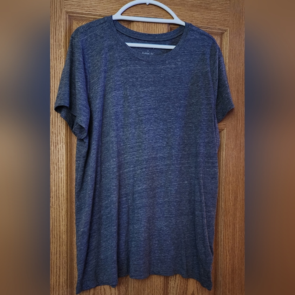 Torrid womens size 2 Shirt
